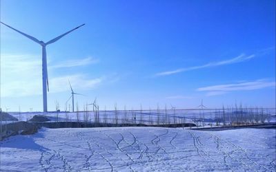 榆林市定边县打造新兴产业链 新能源发电规模领跑全省